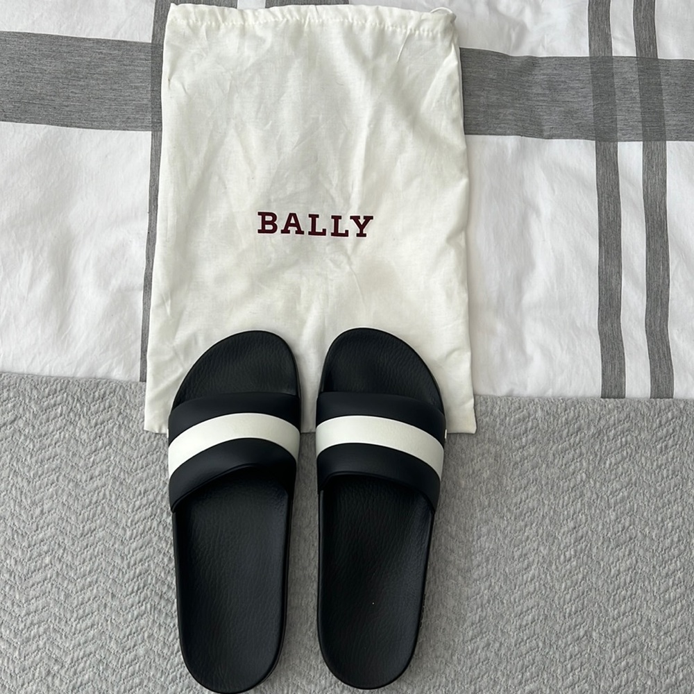 Authentic Bally Slides. Made in Italy. Mens 11. New
